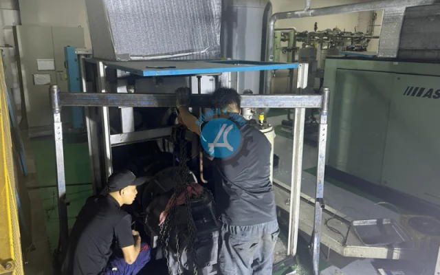 Kỹ thuật Á Châu sửa đầu nén máy nén khí